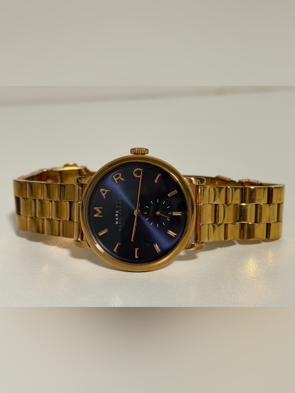 Marc Jacobs Baker MBM3330 Womens Stainless Steel Watch | Needs Battery